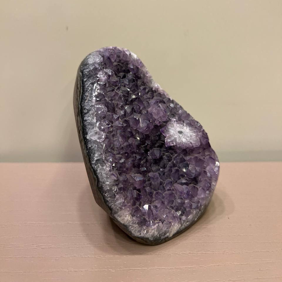 AMETHYST CLUSTER 4