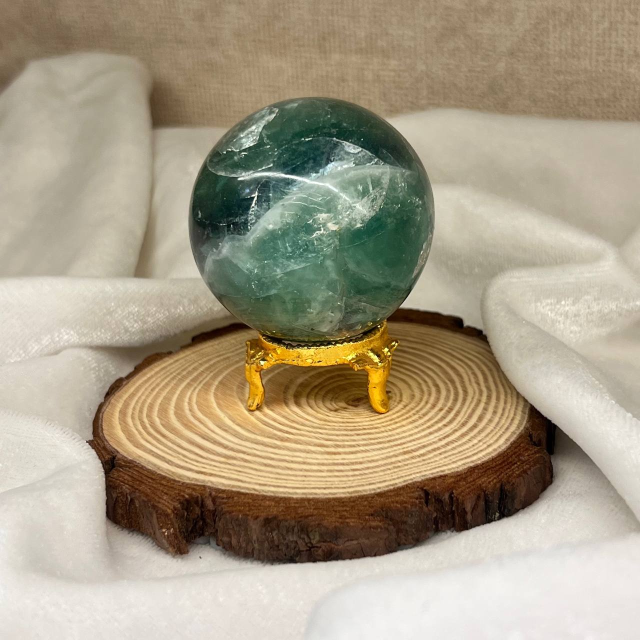 GREEN AVENTURINE CRYSTAL BALL (SPIRITUAL GROWTH)