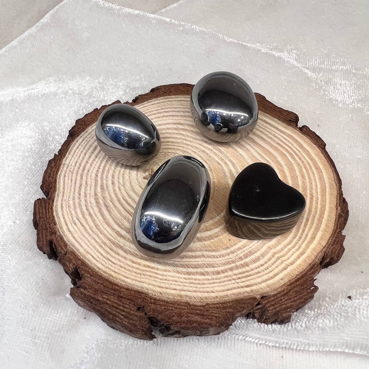 HEMATITE TUMBLE STONE PACK OF 5 (GROUNDING & PROTECTION)