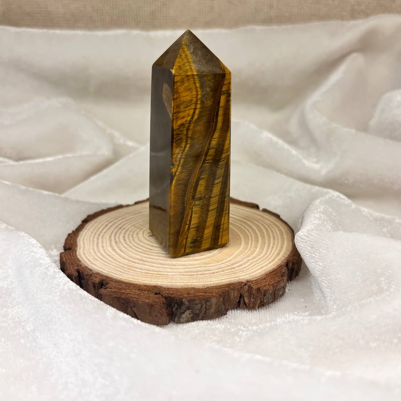 TIGER EYE TOWER (CONFIDENCE)