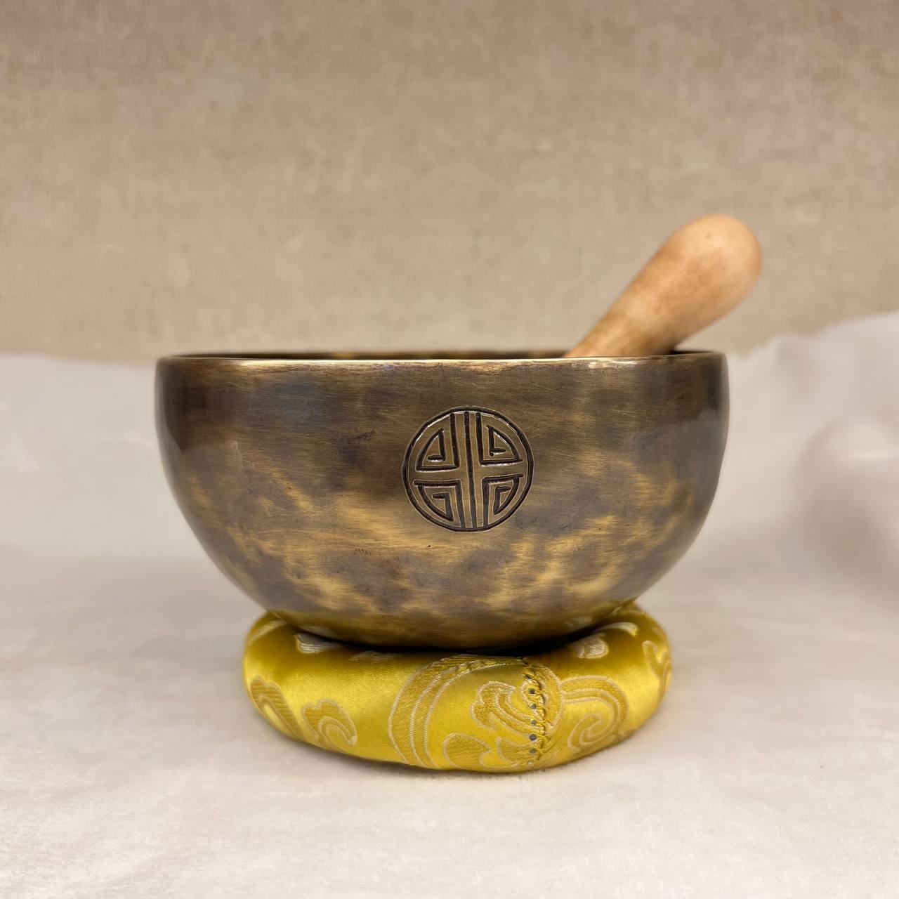 SOUND BOWL FOR CHAKRA ACTIVATION AND HEALING THERAPY