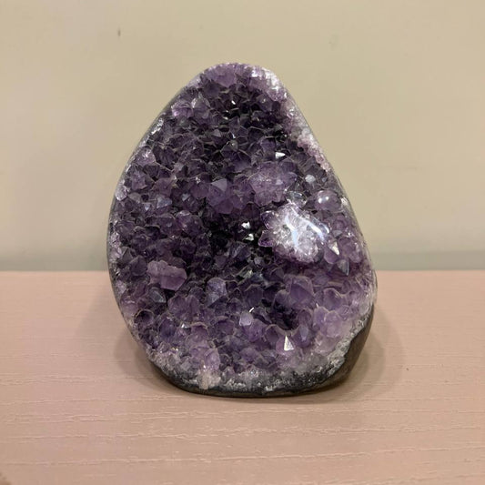 AMETHYST CLUSTER 4
