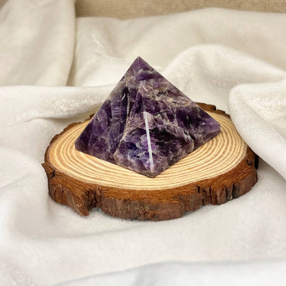 AMETHYST CRYSTAL PYRAMID (STRESS RELIEF AND CALMING)