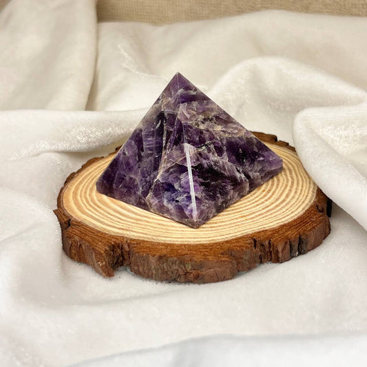 AMETHYST CRYSTAL PYRAMID (STRESS RELIEF AND CALMING)