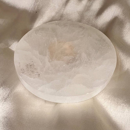 NORMAL SELENITE CHARGING PLATE 8MM (CLEANSING ENEGY AND RECHARGING CRYSTAL)
