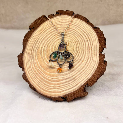 MULTI CRYSAL PENDANT