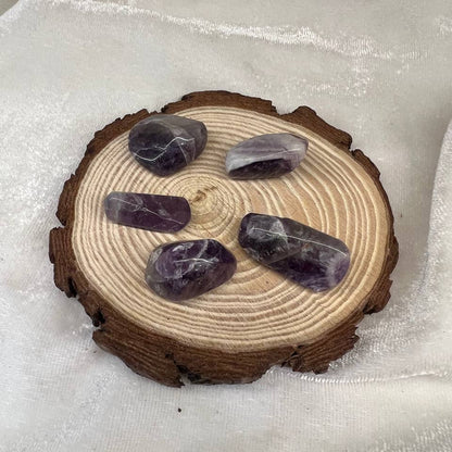 AMETHYST TUMBLE STONE (CLARITY AND MENTAL FOCUS)