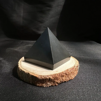 BLACK TOURMALINE CRYSTAL PYRAMID (NEGATIVITY)